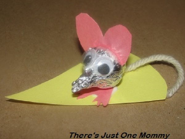 Hershey kiss mouse: Valentine's day craft