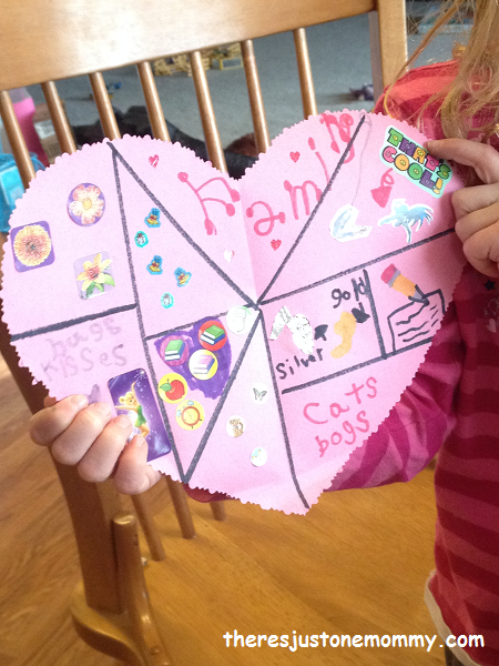 simple heart collage craft