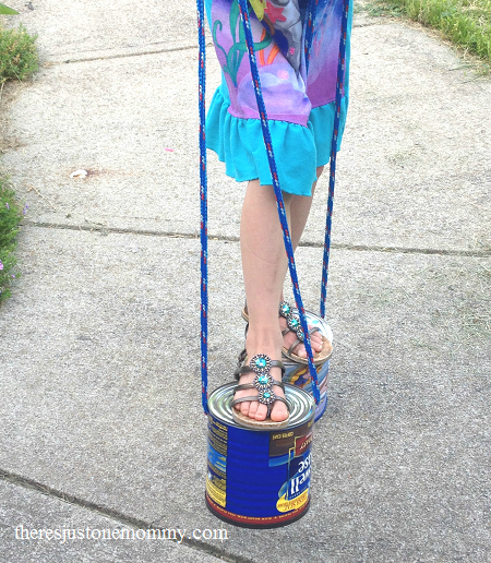 recycled tin can craft: DIY stilts