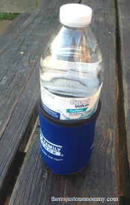 how to make a duct tape water bottle holder