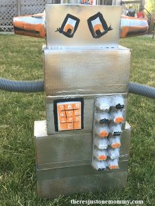 robot craft -- fun recycled craft for kids